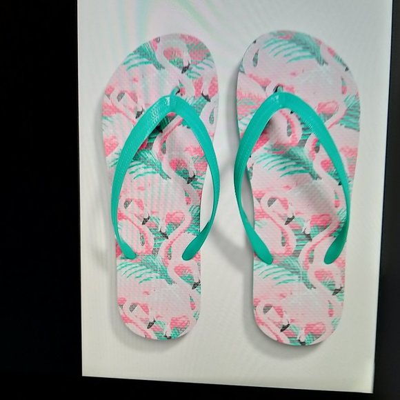 2 Pairs of Printed Flip-Flop Sandals for Men (Partially Plant-Based) - Picture 2 of 2